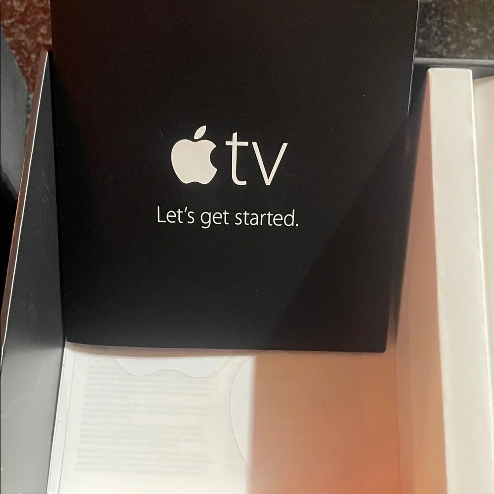 Apple TV Set with Remote - Black and Silver 32GB